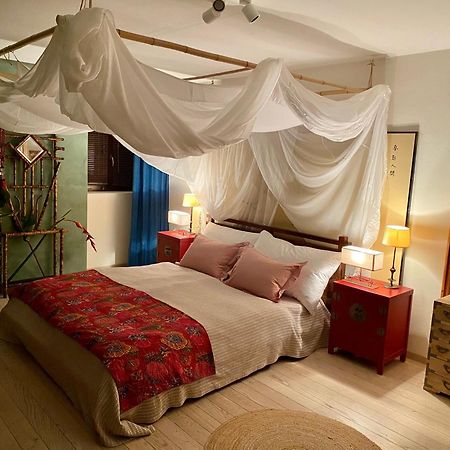 Les 3 Coeurs - Chambres Chez Charmants Habitants Font Bagian luar foto